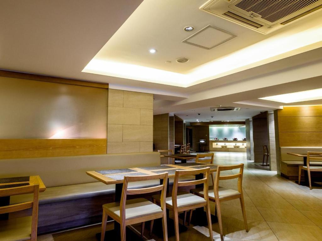 Ji Hotel Shanghai Yan An Road Branch Buitenkant foto